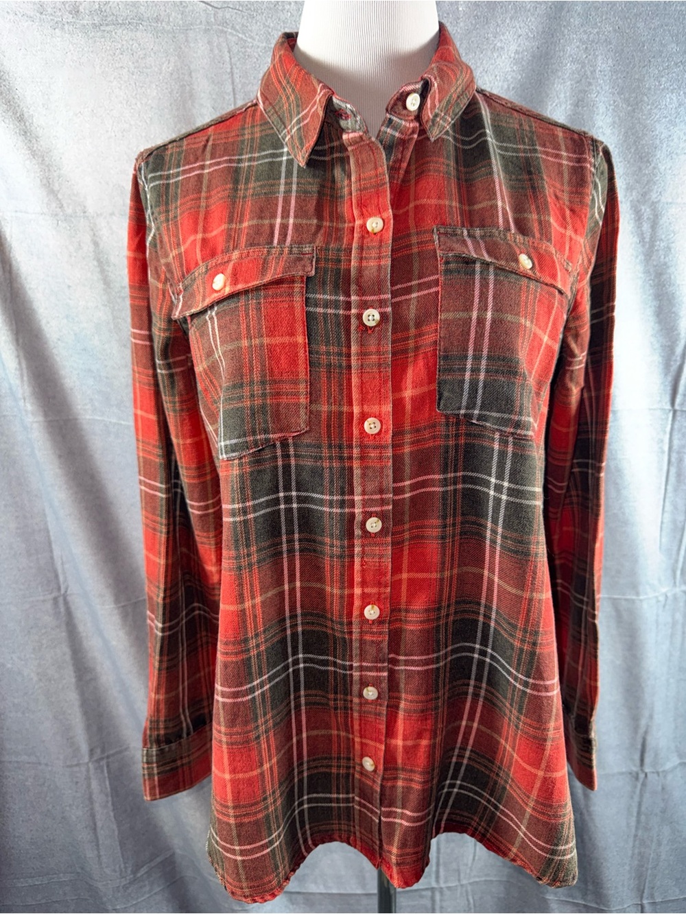 2546-Mossimo Supply Co. Red and Dark Green Plaid Button-Front Shirt